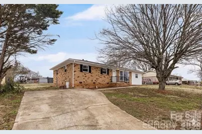 2621 Sherry Lane, Gastonia, NC 28054 - Photo 6