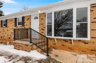 2621 Sherry Ln, Gastonia, NC 28054 - Photo 6