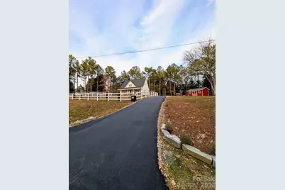 4592 Reid Road, Edgemoor, SC 29712 - Photo 2