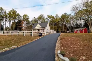 4592 Reid Rd, Edgemoor, SC 29712 - Photo 2