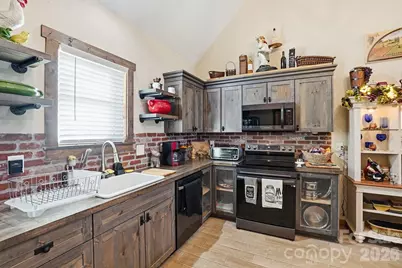 4592 Reid Road, Edgemoor, SC 29712 - Photo 6