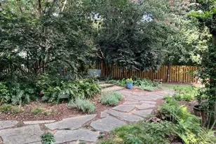 320 W 10th St, Charlotte, NC 28202 - Photo 28