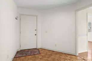 605 Red Oak Dr, Hendersonville, NC 28791 - Photo 4