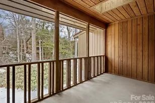 605 Red Oak Dr, Hendersonville, NC 28791 - Photo 38