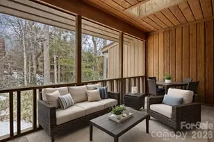 605 Red Oak Dr, Hendersonville, NC 28791 - Photo 36