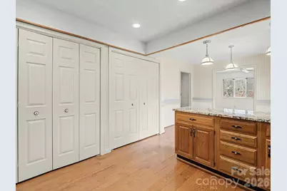 605 Red Oak Drive, Hendersonville, NC 28791 - Photo 14