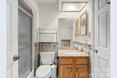 605 Red Oak Drive, Hendersonville, NC 28791 - Photo 32