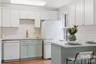 102 Colville Rd, Charlotte, NC 28207 - Photo 10