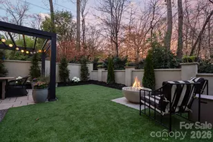 3431 Royal Crest Dr, Charlotte, NC 28210 - Photo 4