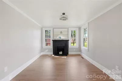 234 S Ervin Avenue, Newton, NC 28658 - Photo 18