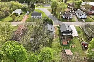 234 S Ervin Ave, Newton, NC 28658 - Photo 22