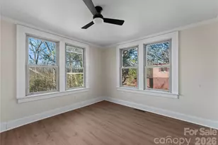 234 S Ervin Ave, Newton, NC 28658 - Photo 14