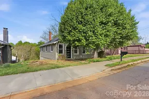 234 S Ervin Ave, Newton, NC 28658 - Photo 22
