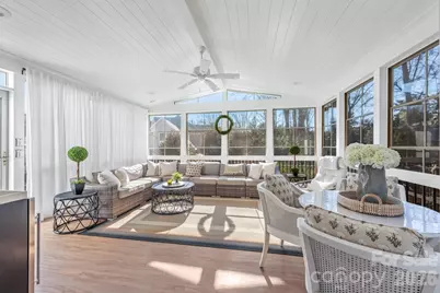 1108 Beauwyck Court, Charlotte, NC 28211 - Photo 2