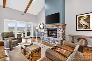 70 Copper Crk Ln, Hendersonville, NC 28739 - Photo 2