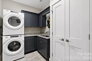 70 Copper Crk Ln, Hendersonville, NC 28739 - Photo 26