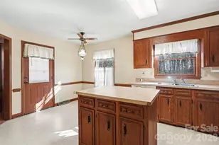 2116 Rice Rd, Matthews, NC 28105 - Photo 6