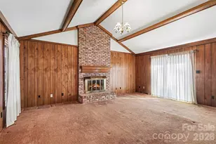 2116 Rice Rd, Matthews, NC 28105 - Photo 4