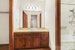 2116 Rice Rd, Matthews, NC 28105 - Photo 8