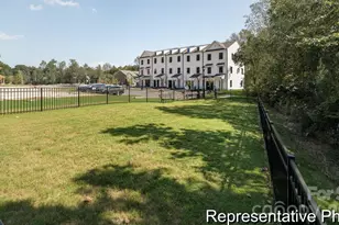 11742 Avocet St, Charlotte, NC 28215 - Photo 36