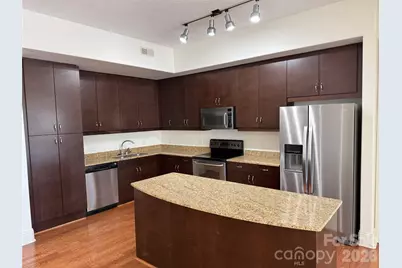 4620 Piedmont Row Drive #305, Charlotte, NC 28210 - Photo 2