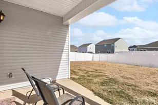 75 Dandelion Rd, Fletcher, NC 28732 - Photo 10