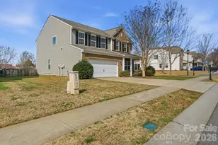 7133 Kinley Commons Ln, Charlotte, NC 28278 - Photo 2