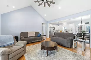 1196 Cape Hickory Rd, Hickory, NC 28601 - Photo 6