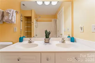 11049 Dipali Ct, Charlotte, NC 28214 - Photo 30