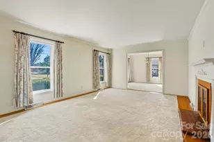 6 Crestwood Ln, Candler, NC 28715 - Photo 6