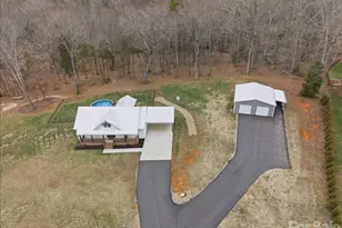 715 Miles Rd, Dallas, NC 28034 - Photo 32