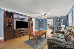 5500 Old Winnsboro Rd, Great Falls, SC 29055 - Photo 4