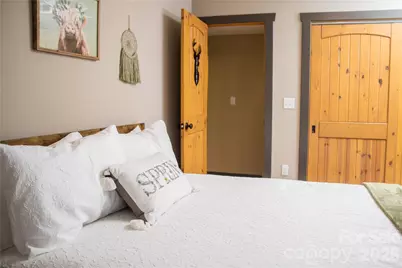 425 Flat Top Mountain Road, Fairview, NC 28730 - Photo 36