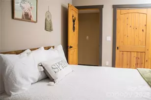 425 Flat Top Mountain Rd, Fairview, NC 28730 - Photo 36