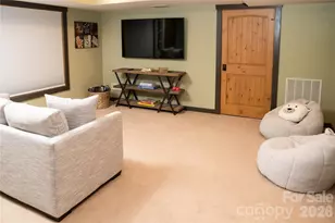 425 Flat Top Mountain Rd, Fairview, NC 28730 - Photo 18