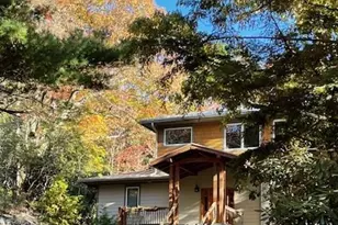 425 Flat Top Mountain Rd, Fairview, NC 28730 - Photo 2