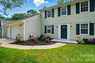8014 Sherington Way, Charlotte, NC 28227 - Photo 2