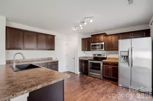 4003 Long Arrow Dr, Concord, NC 28025 - Photo 8