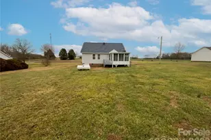 1617 Maurice Trull Rd, Wingate, NC 28174 - Photo 6