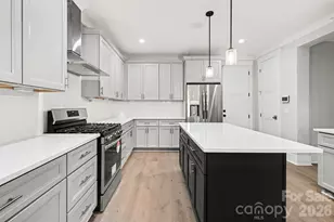 2305 Sanders Ave, Charlotte, NC 28216 - Photo 4