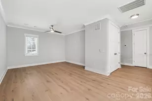 2305 Sanders Ave, Charlotte, NC 28216 - Photo 16
