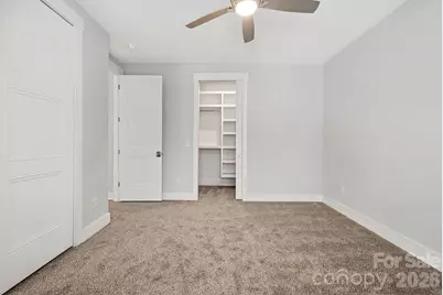 2305 Sanders Avenue, Charlotte, NC 28216 - Photo 18