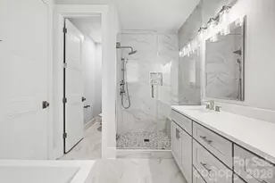 2305 Sanders Ave, Charlotte, NC 28216 - Photo 8