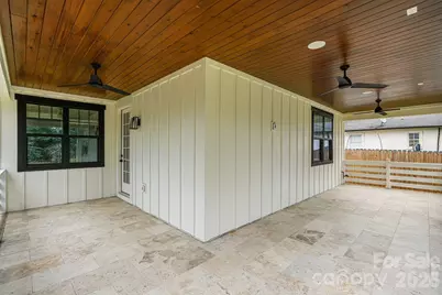 2305 Sanders Avenue, Charlotte, NC 28216 - Photo 22