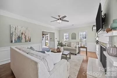 17115 Graves Court, Cornelius, NC 28031 - Photo 4