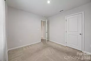 5112 Downhaul Dr, Charlotte, NC 28269 - Photo 32