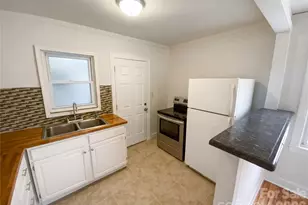 2308 Grimes St, Charlotte, NC 28206 - Photo 2