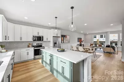 8006 Sansom Circle, Charlotte, NC 28213 - Photo 4