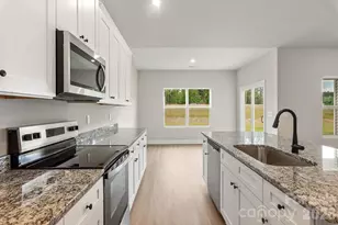 4117 Bolo Dr, Charlotte, NC 28215 - Photo 6