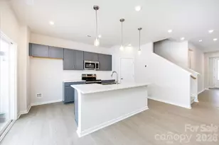 2316 Endeavor Run, Charlotte, NC 28269 - Photo 14